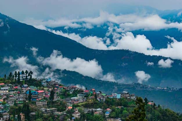 Darjeeling drone view and the Darjeeling trip costs less than you might be thinking