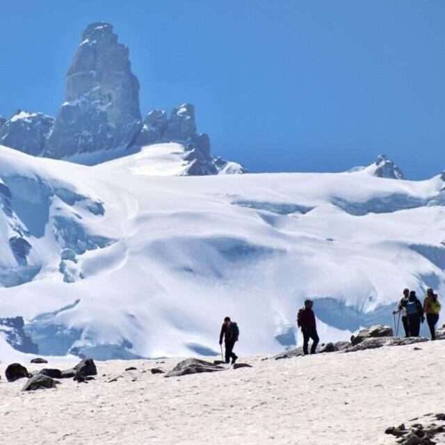 people trekking near Hampta pass, Manali in December