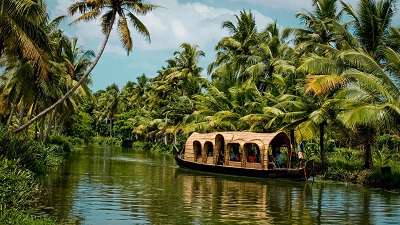 Kerala is the most romantic Places to visit this Valentine's day