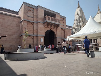 Kashi Vishwanath Temple corridor inside distant view, Varanasi