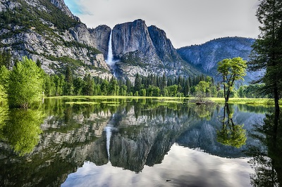 Yosemite National Park is the best destination for Hiking in California and it has many trails for newbies as well as pros