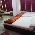 6 Bed Room in Varanasi