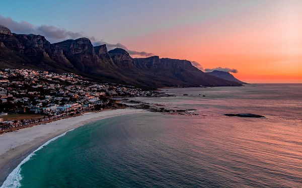 Sunrise at mountains in Cape Town