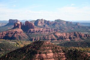 Top hiking trails in the red rock desert of Sedona